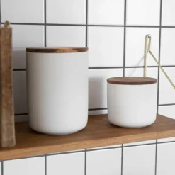 Anne porselenskrukke m/lokk stor 17x12 cm hvit