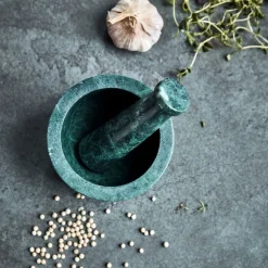 Arb morter med støter 7,8x10 cm mørk grønn