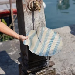 Armona serveringsfat 32,5 cm stripe lys blå/hvit