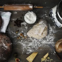 Assistent Original AKM6230CL kjøkkenmaskin lys krem