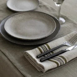 Astrid serviett 50x50 cm oliven