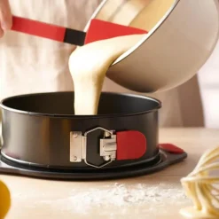 Bake It springform 20 cm svart/rød