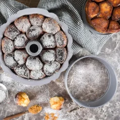 bAYk kakeform 1,5L sølv