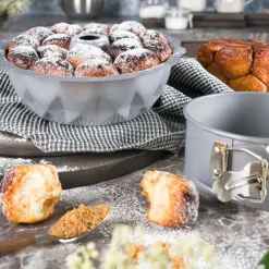 bAYk kakeform 1,5L sølv