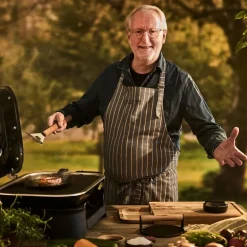 BBQ by Hellstrøm grillpresse 18 cm svart