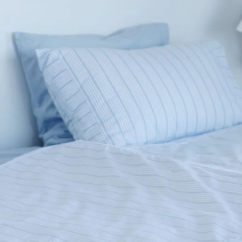 Bedding Collection dynetrekk 150x210+50x60 cm powder blue stripes
