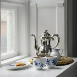 Blå Mega Riflet asjett 23,5 cm