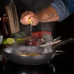 Black Line stekepanne 28 cm