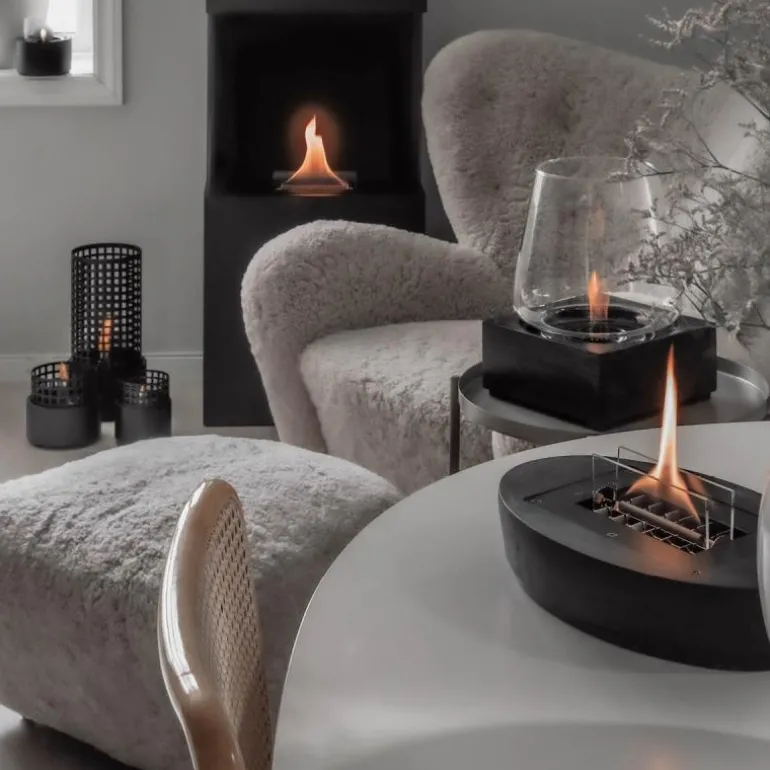 Carnation bordpeis B32 cm