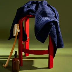 Check håndkle 50x100 cm marineblå