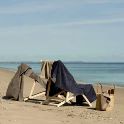 Classic badehåndkle 140x70 cm dark blue