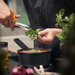 Classic kjøkkensaks 18 cm