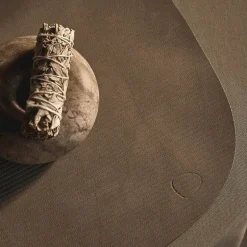 Curve Corduroy spisebrikke 37x44 cm nomad grey