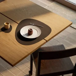 Curve Corduroy spisebrikke 37x44 cm hazel