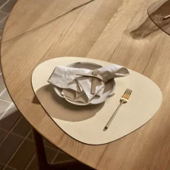 Curve Corduroy spisebrikke 37x44 cm vanilla