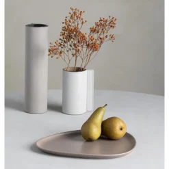 Curve Stoneware middagstallerken 30x26 cm varm grå