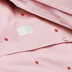 Daisy sengetøy 140x200 cm rosa/rød