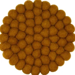 Dakota gryteunderlag i ull 19x19x2,5 cm lys brun