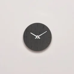 Dark Oak klokke 12 cm mørk eik m/sølv viser