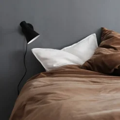 DL12 vegglampe 20 cm svart