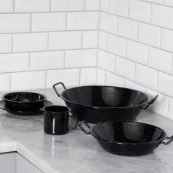 Doris emaljert panne medium svart