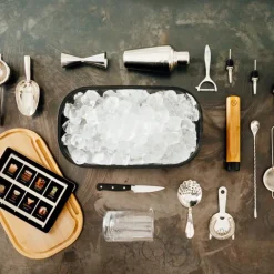 Drinksett i 17 deler svart