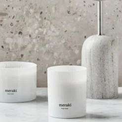 Duftlys fresh linen 9,5x8 cm hvit