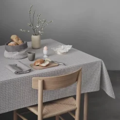 Duk 140x140 cm dubby grå