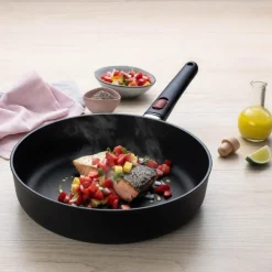 Eco Lite stekepanne 24 cm svart