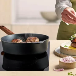 ECO Logic QXR sautèpanne 28 cm fast trehåndtak