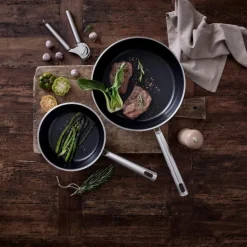 Elegance stekepannesett 2 deler 20+28 cm