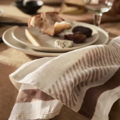 Ella serviett 50x50 cm brun