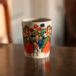 Elsa Beskow august krus 28 cl hvit