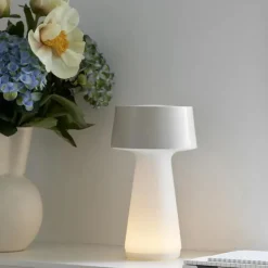 Ember bordlampe sand