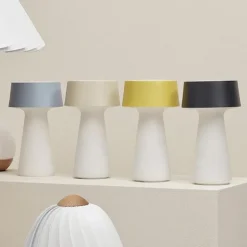 Ember bordlampe sand