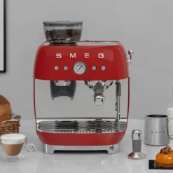 Espressomaskin EGF03 2,4L m/kaffekvern rød