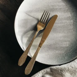 Frost Aura bestikksett 16 deler gull