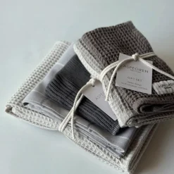 Gavesett med kjøkkenkluter 3 stk pepper