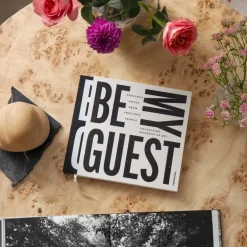 Gjestebok svart/hvit