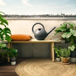 Globe vannkanne 9L mørk grå