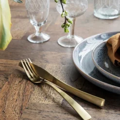 Golden bestikksett 16 deler gylden