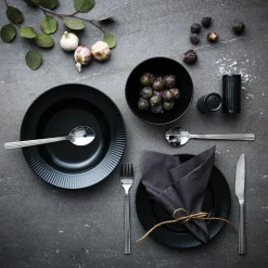 Groovy stentøy skål 14,5x6,5 cm svart