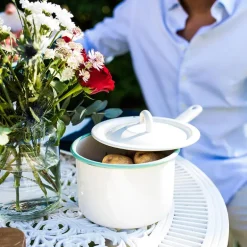 Gryte m/håndtak 2,3L krem