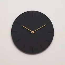 Gunpowder veggklokke 38 cm mørk grå m/gull viser