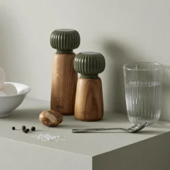 Hammershøi kvern 14 cm mørk grønn