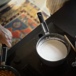 Hard Face keramisk kasserolle m/lokk 2,5L