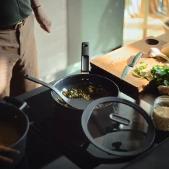 Hard Face keramisk traktørpanne m/lokk 26 cm