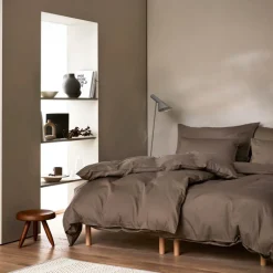 Harmoni sengetøy 140x200 cm valnøtt