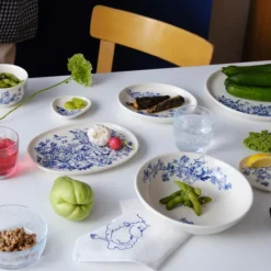 Haru pastatallerken 21 cm mummi hvit/blå