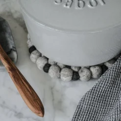 Hotspot bordbrikke 21 cm beige/mørk grå